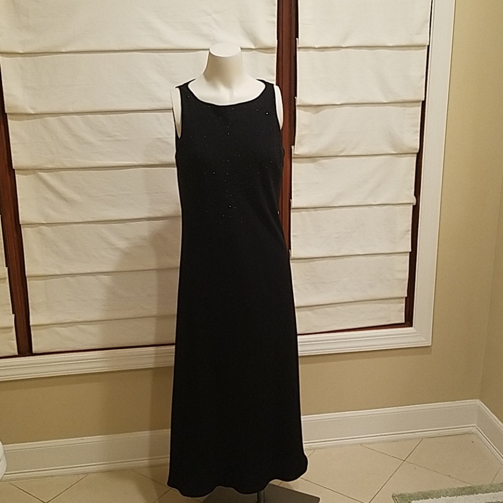 Long black dress